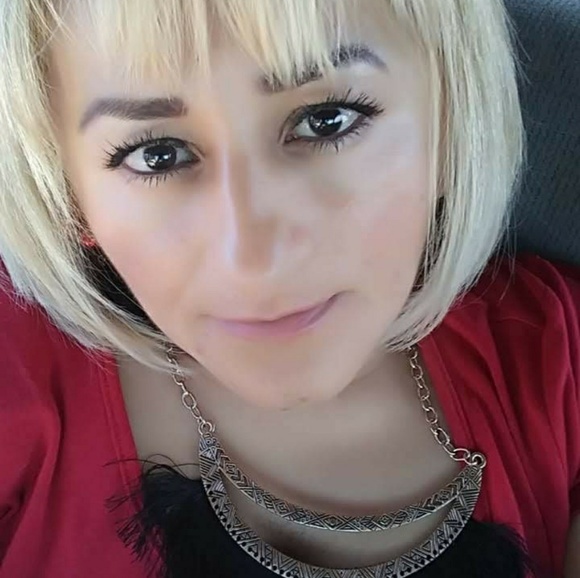 Meet your Posher, Maria - Picture 3 of 8